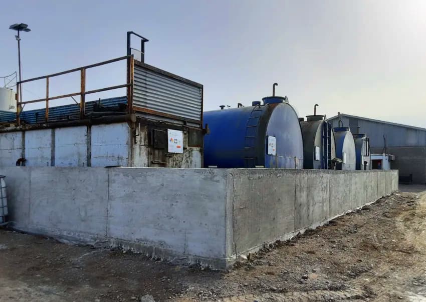 Storage Tanks 3
