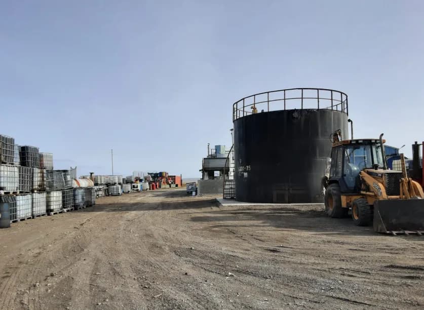 Storage Tanks 4